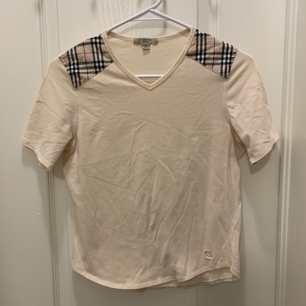 cotton burberry cream colored tshirt
